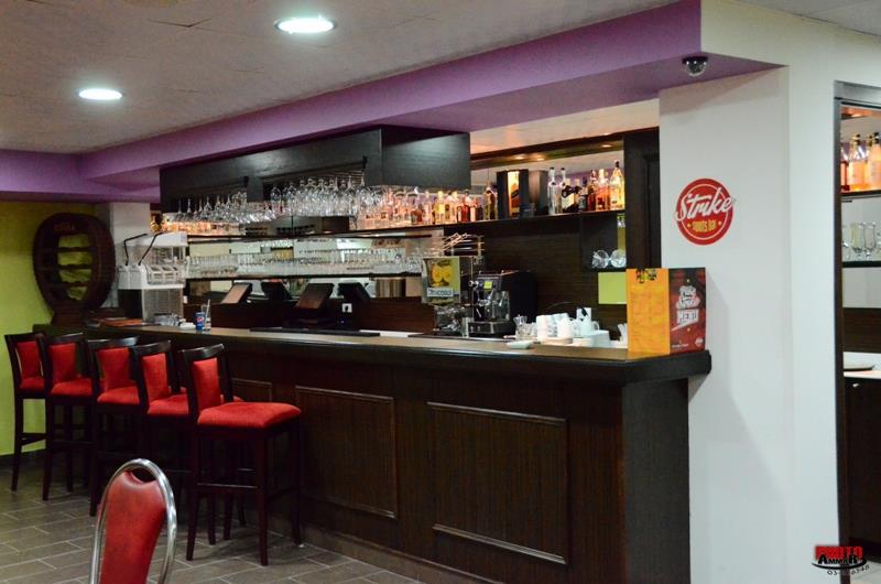 Golden Lili Resort & Spa Aley Restaurant foto