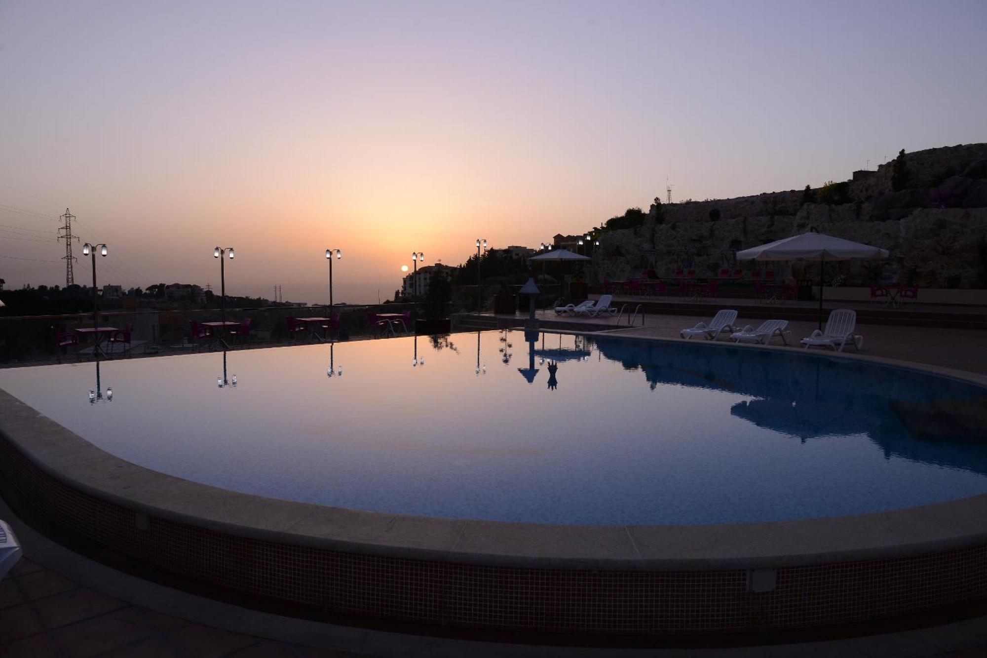 Golden Lili Resort & Spa Aley Buitenkant foto